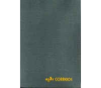 1985 Coleção Anual dos Correios: 63 comemorativos, 2 blocos e 1 hansén. mint. O classificador apresenta algumas manchas amareladas em razão do tempo. 32.236