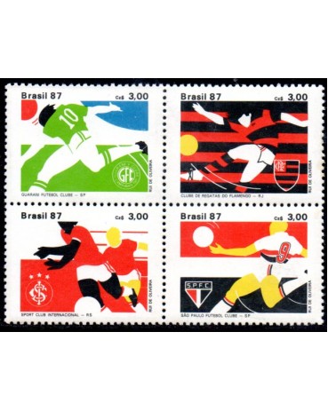 C1559/1562 Clubes de futebol Campeões da Copa do Brasil, Taça de Ouro 35.937 OUTRA POSIÇÃO