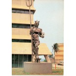 EXU - Escultura da área externa da ECT - Pituba , Salvador - Bahia 16.462