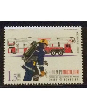 Macau 2001 mint 18.014