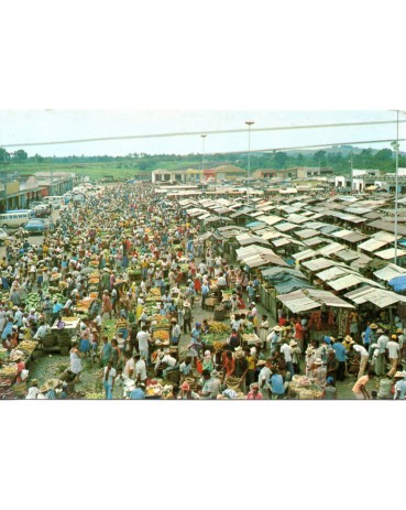 Santo Antonio de Jesus - BA, Feira Livre no Centro de Abastecimento 31.295