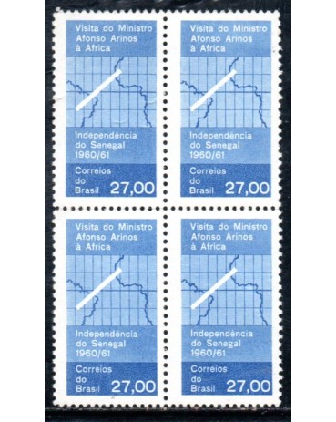 1961 C461 Visita do Ministro do Exterior Afonso Arinos á Àfrica 36.471 Mint