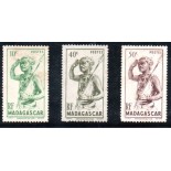Madagascar (RF)1946 Novos 37.970 