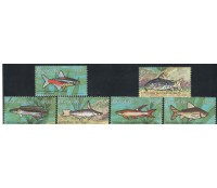 C939/944 PEIXES MINT  7095*  1976